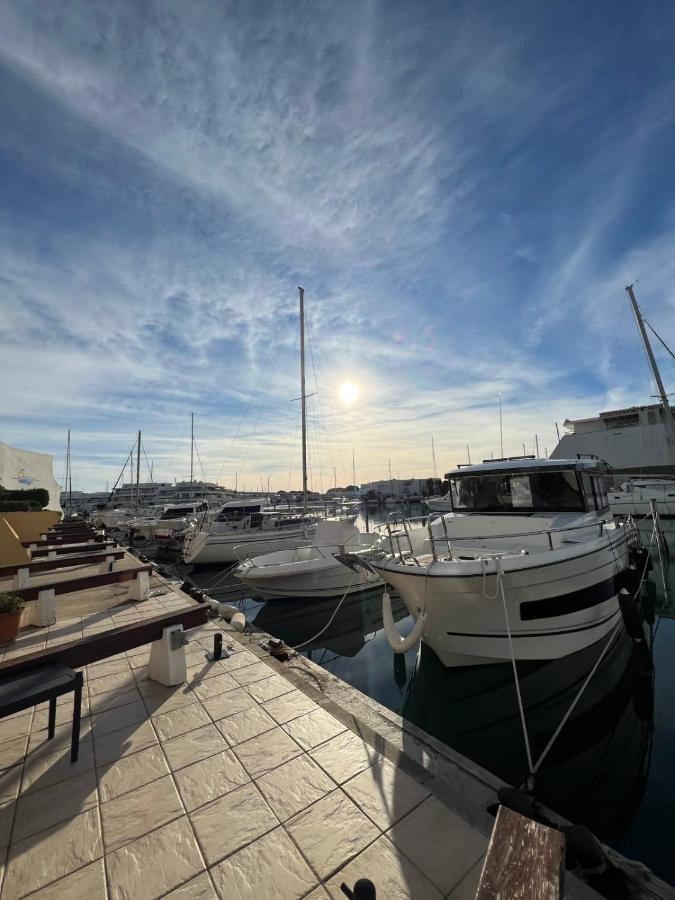 La Marina De Lairan 2 Chambres Terrasse Vue Port De Plaisance Le Grau-du-Roi Luaran gambar